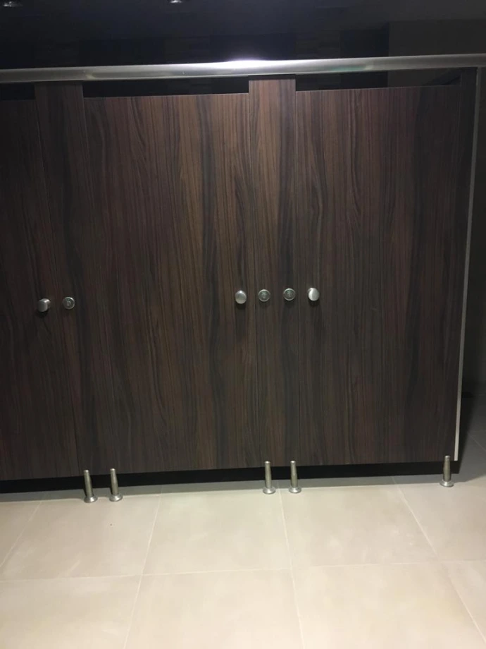 phenolic cubicle partitions